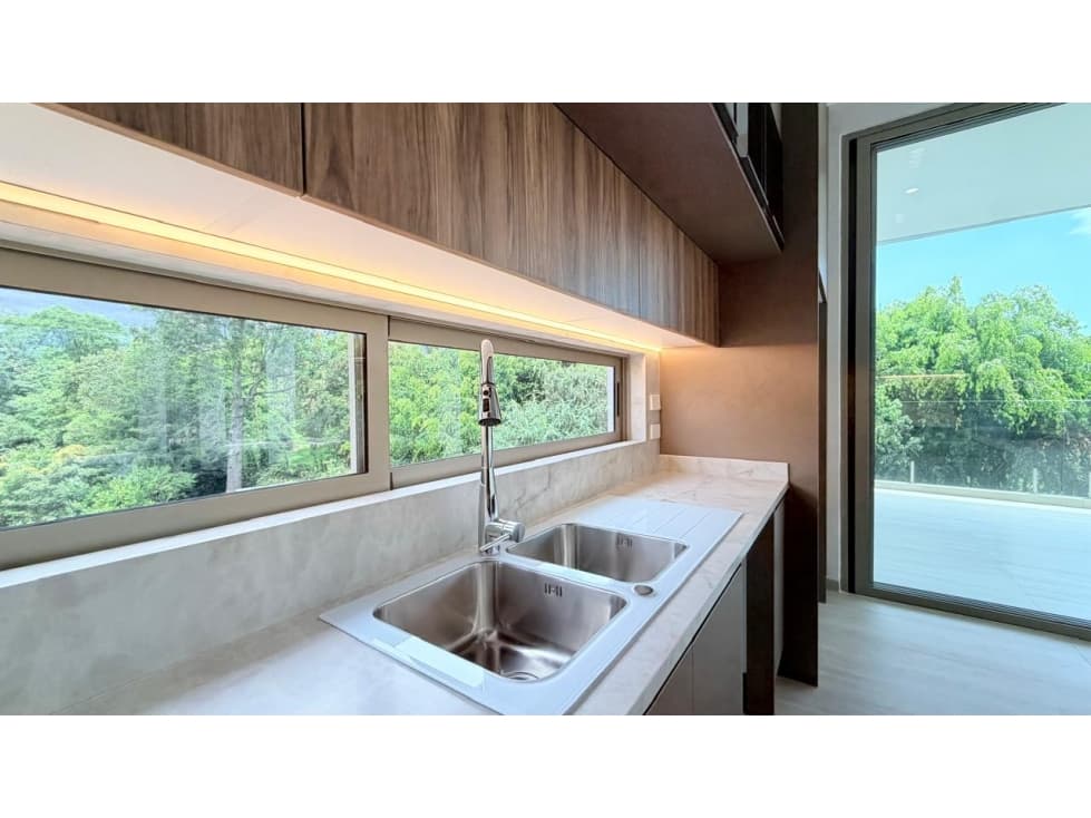 Lumbisi, Hermoso Penthouse en Venta, 284.55m2 — foto 5