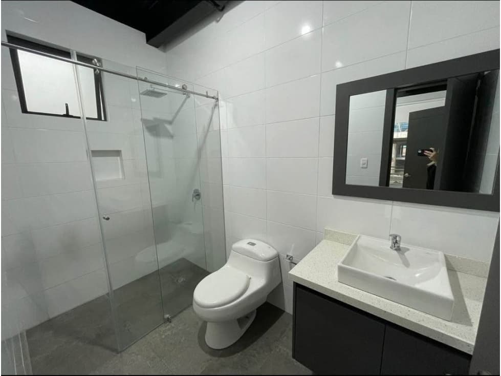 Cumbayá, Habitación para estudiante en Renta, 30m2 — foto 3