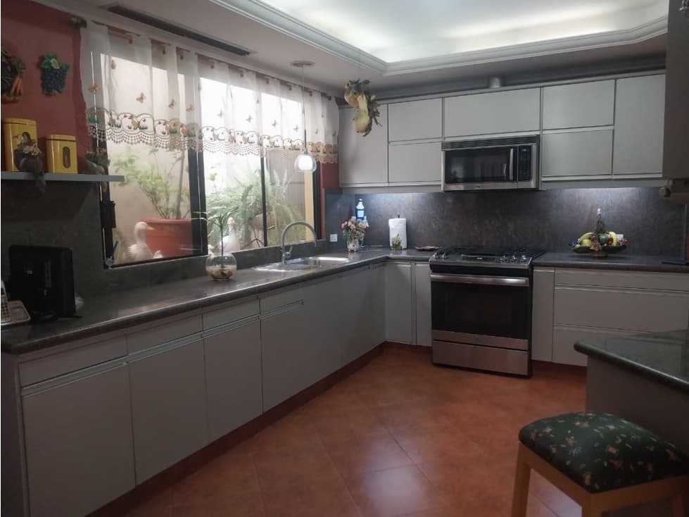Urdesa, Hermosa Casa en Venta, 350m2 — foto 5