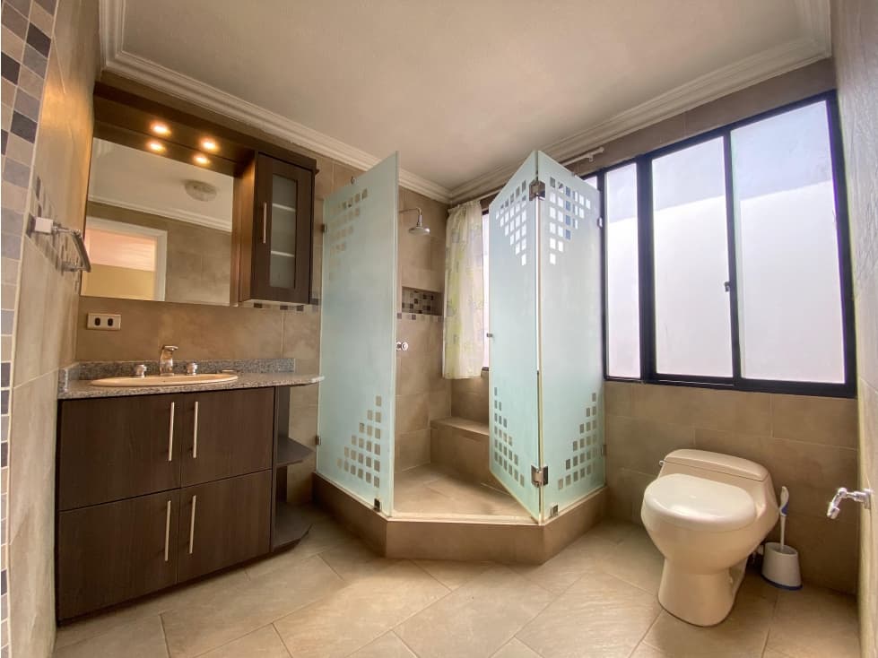 Solca, Casa en Venta, 324m2, 3 Habitaciones — foto 4