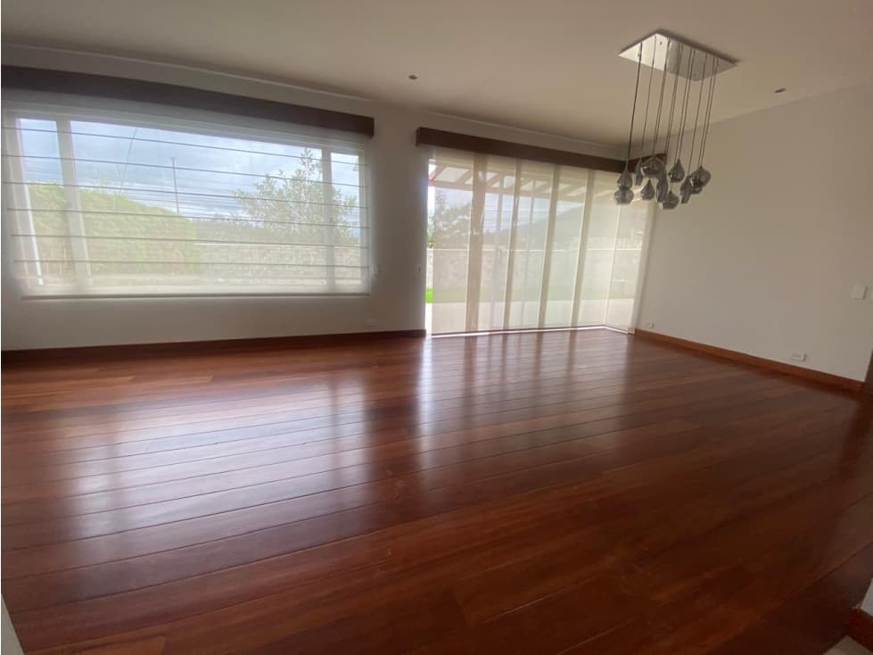 Cumbayá, Casa en Venta, 286m2, 3 Habitaciones — foto 3