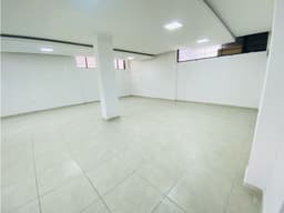 Iñaquito, Edificio en Renta, 450m2, 24 Ambientes