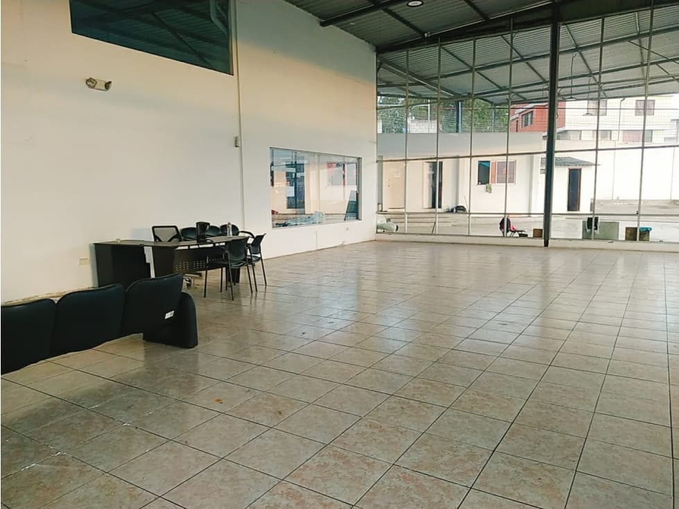 Carcelén, Galpón en Renta, 1150m2, 4 Ambientes — foto 3