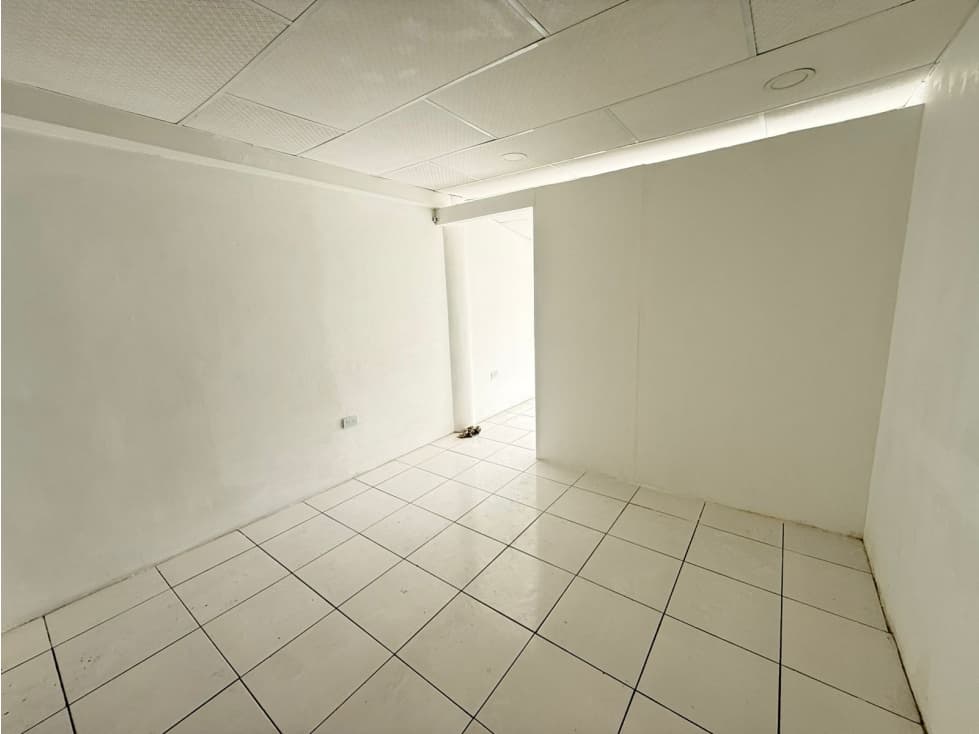 La Alborada, De Oportunidad Local Comercial en Renta, 48m2 — foto 4