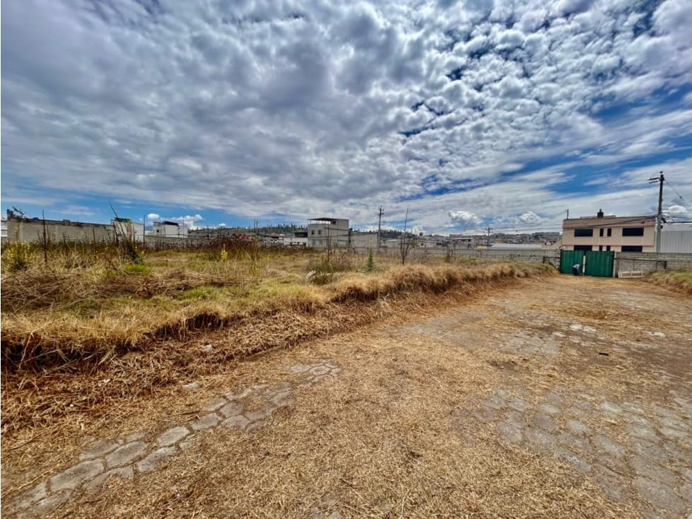 Calderón Marianitas , De Oportunidad Terreno en Venta, 667m2 — foto 1