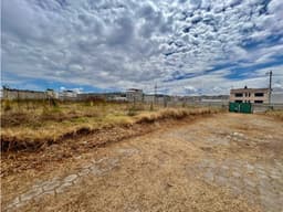 Calderón Marianitas , De Oportunidad Terreno en Venta, 667m2