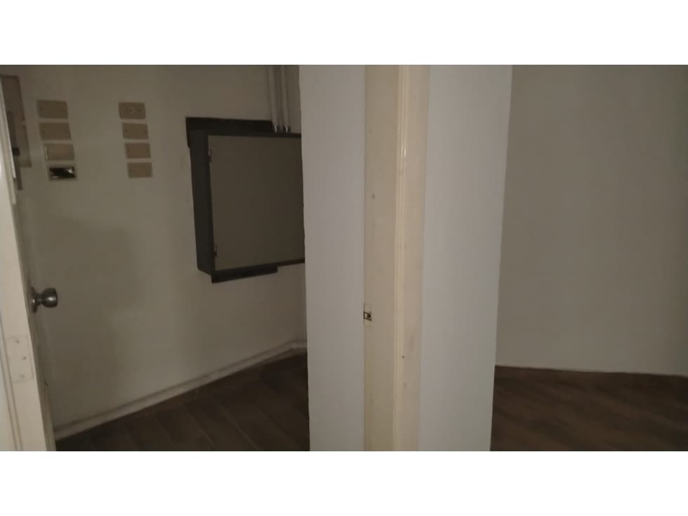 Urdesa, Local Comercial en Renta, 228m2 — foto 5