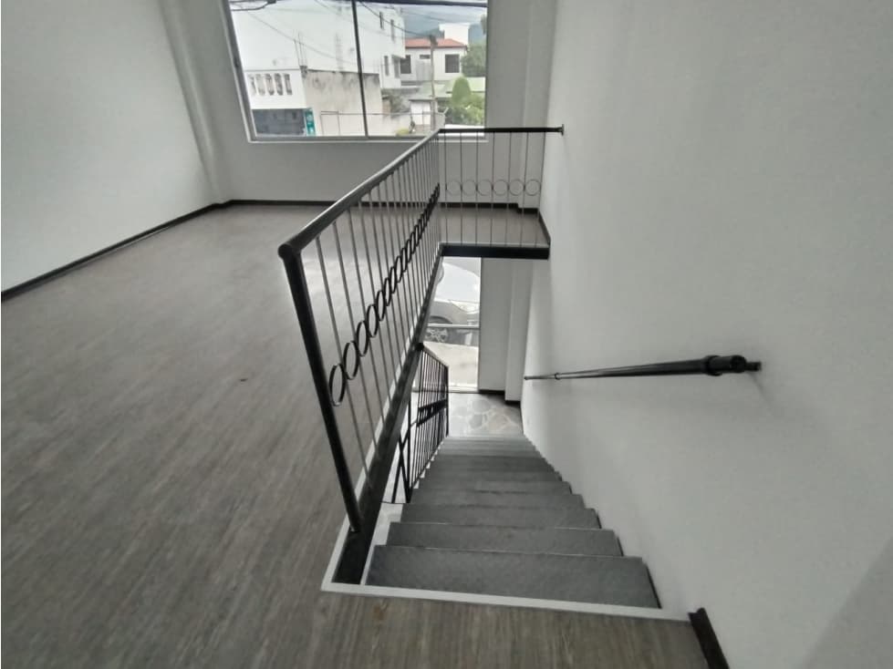 Tumbaco, Local Comercial en Renta, 97m2 — foto 4