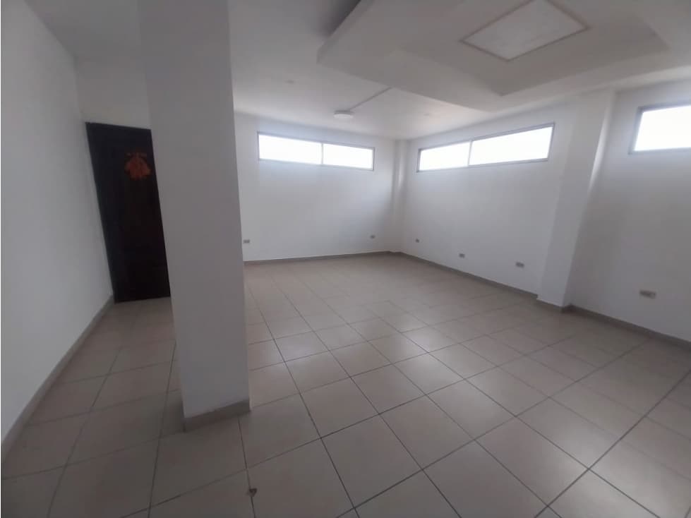 Urdesa, Oficina en Renta, 60m2 — foto 2