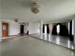 La Armenia, Casa en Venta, 269m2, Jardines