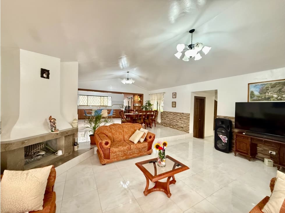 Los Chillos, La Merced, hermosa casa en Venta, 357m2 — foto 5
