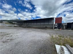 Tababela, De Oportunidad Galpón en Renta, 600m2 y 1100m2 área abierta