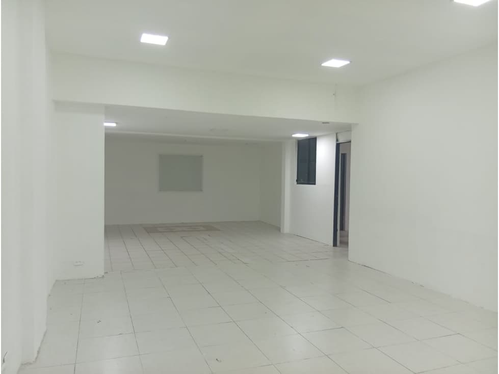 La Orellana, Casa Comercial en Renta, 1.139m2 — foto 2