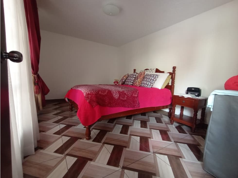 Carcelén, Casa en Venta, 182m2m2, 3 Habitaciones, 2 Baños — foto 3