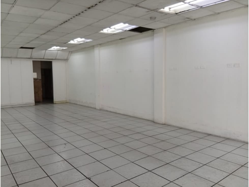 Villaflora, Local Comercial en Renta, 150m2 — foto 4