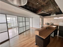 La Orellana, Oficina en Renta, 230 m2