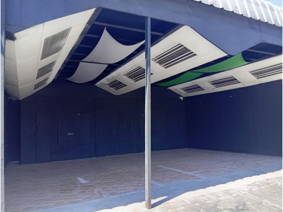 Quitumbe, Galpón en Renta, 150m2 — foto 1
