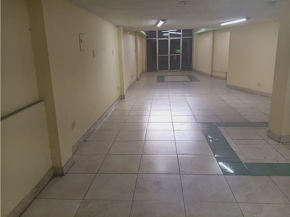 La Kennedy, Local Comercial en Renta, 160m2, 2 Ambientes — foto 6