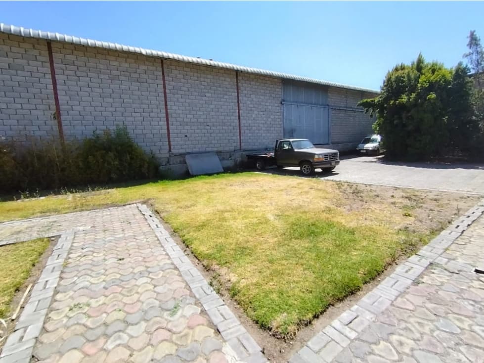 Calderón, Galpón Renta, 750m2, 2 Ambientes — foto 1