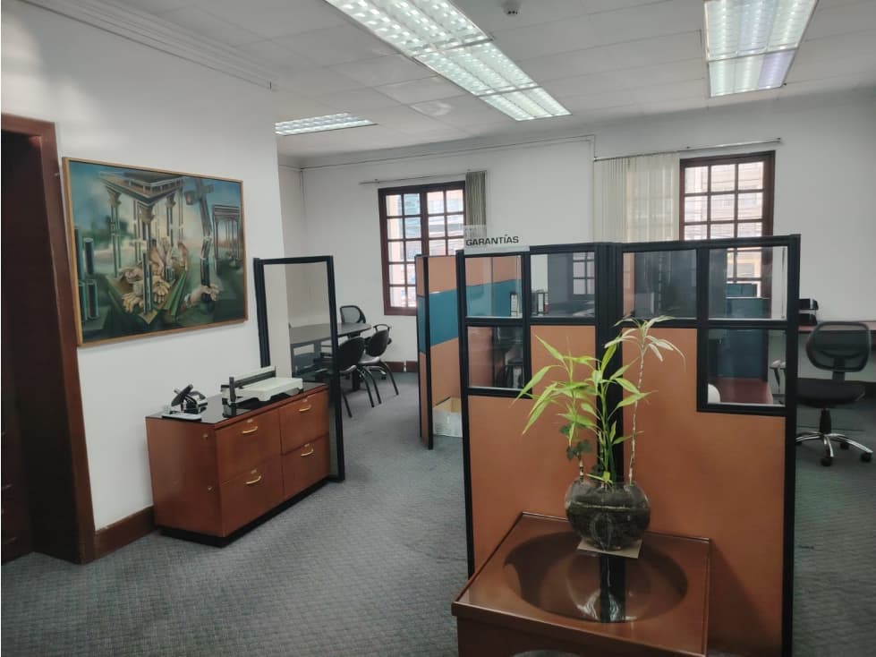 La Paz, Casa Comercial en Renta, 738.24m2, 16 Ambientes — foto 2
