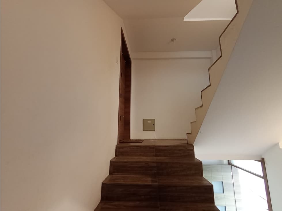 Pusuqui, Departamento en Venta, 121m2, 3 Habitaciones — foto 6