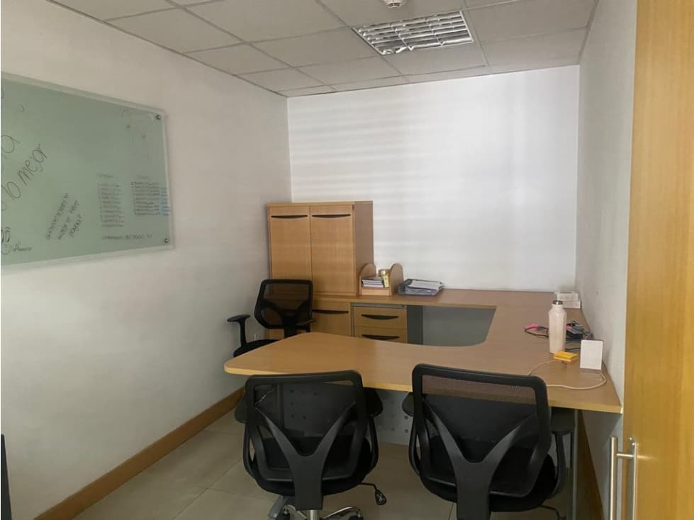 Av. Amazonas, Oficina en Venta, 650m2 , 3 Ambientes — foto 6