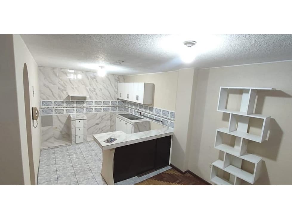 Turubamba, Edificio en Venta, 269m2 — foto 3