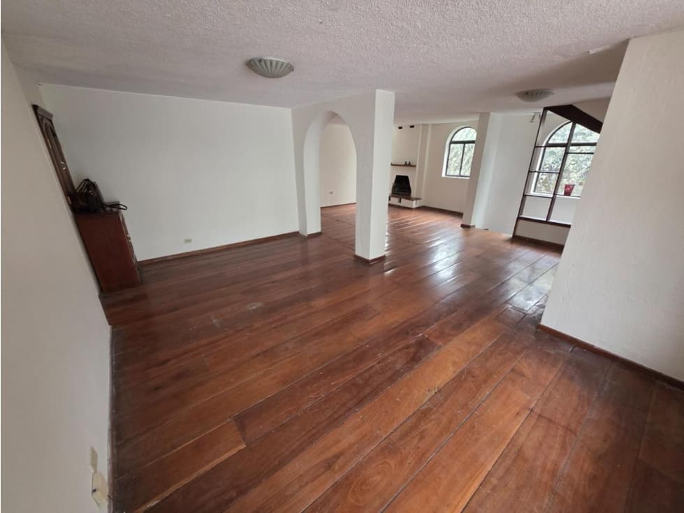 Granda Centeno, Hermosa Casa en Venta, 394m2 — foto 3