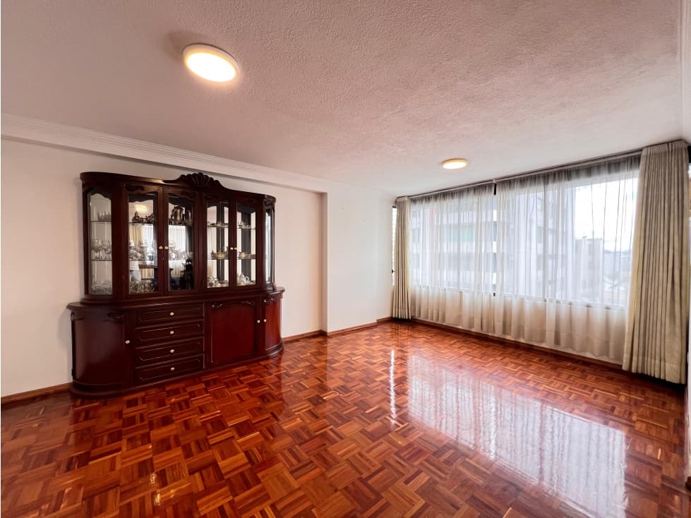 Quito Tenis, Departamento en Venta, 347m2, 3 Habitaciones — foto 3