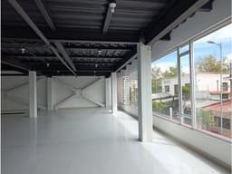 La Veintemilla, De Oportunidad Local Comercial Duplex en Renta, 400m2
