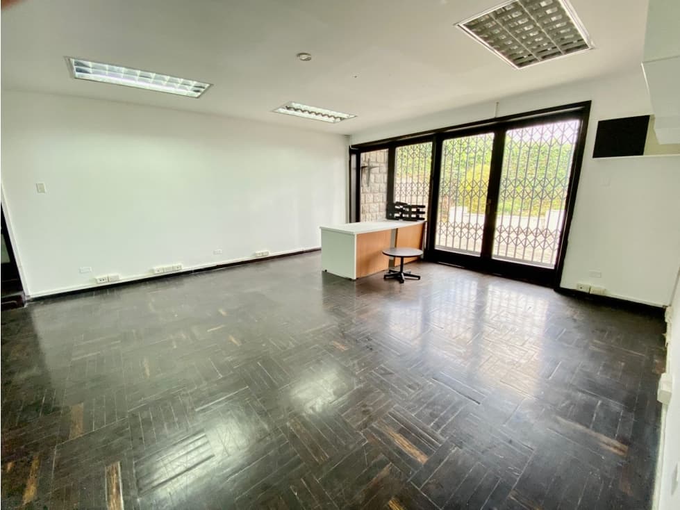 El Batán, Casa Comercial en Renta, 937m2, 18 Ambientes — foto 3