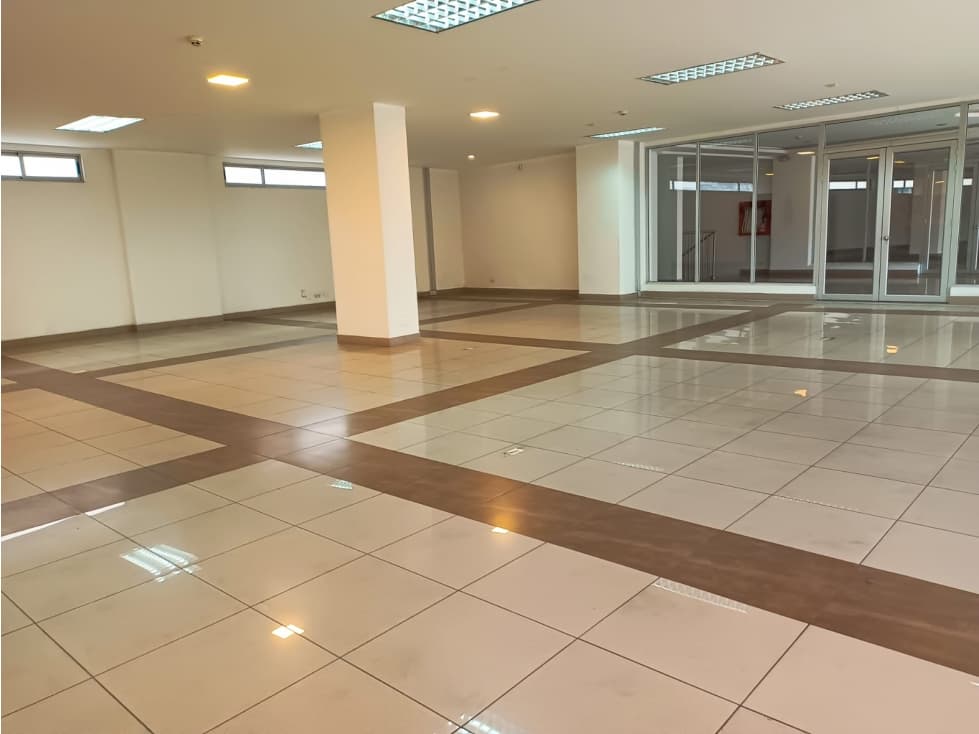 Ponceano, De Oportunidad Local Comercial en Renta, 180m2 — foto 2