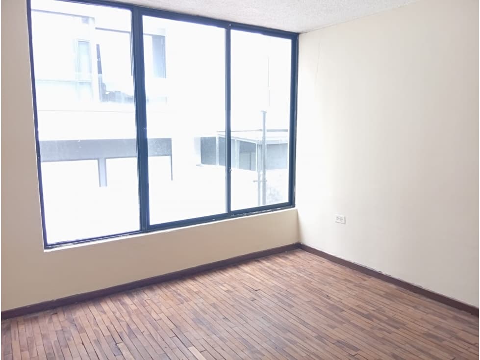 Rumipamba, Oficina en Renta, 100m2 — foto 2