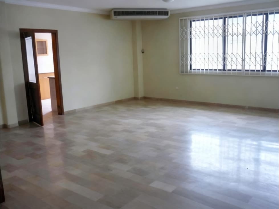 Los Ceibos, Departamento en Renta, 200m2 — foto 1