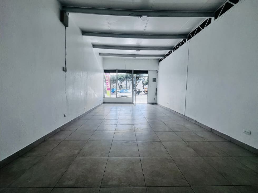 Ponceano, Local Comercial en Renta, 40 m2, 1 Ambiente — foto 3