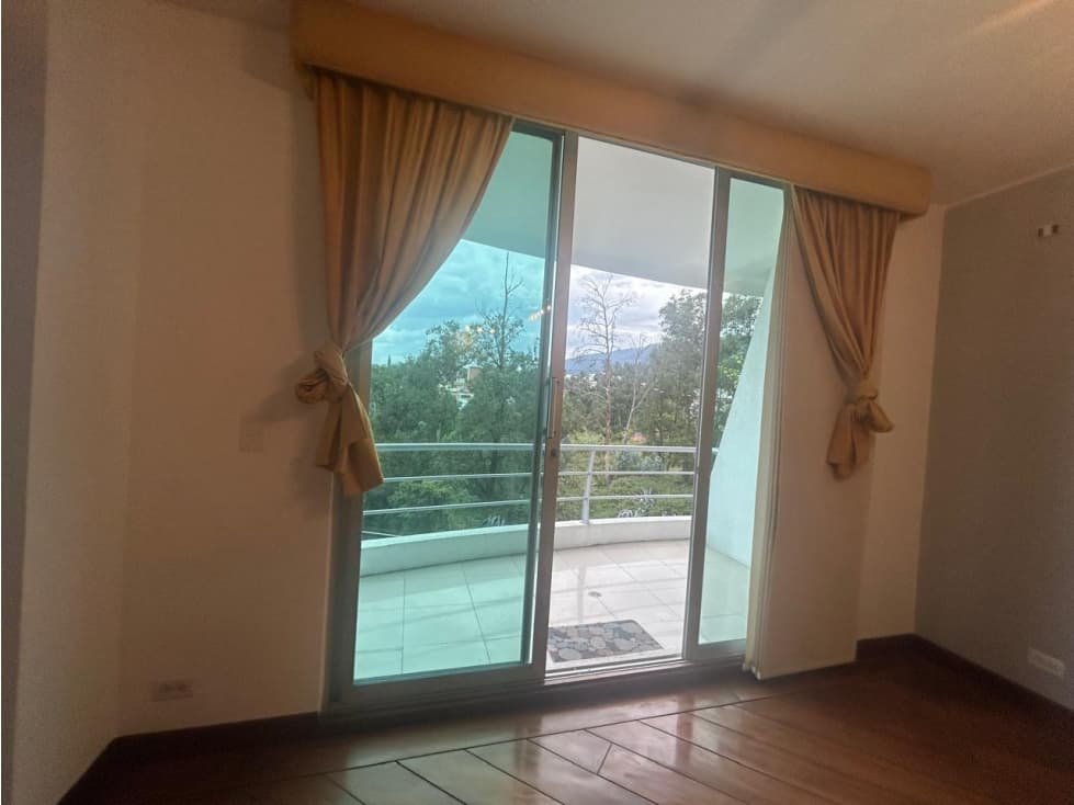 Cumbayá, Hermoso Departamento en Venta, 125m2 — foto 2