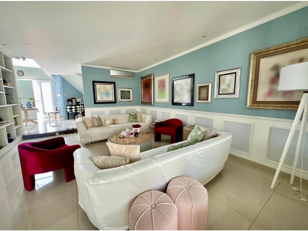 LINDA CASA REMODELADA - CEIBOS — foto 3