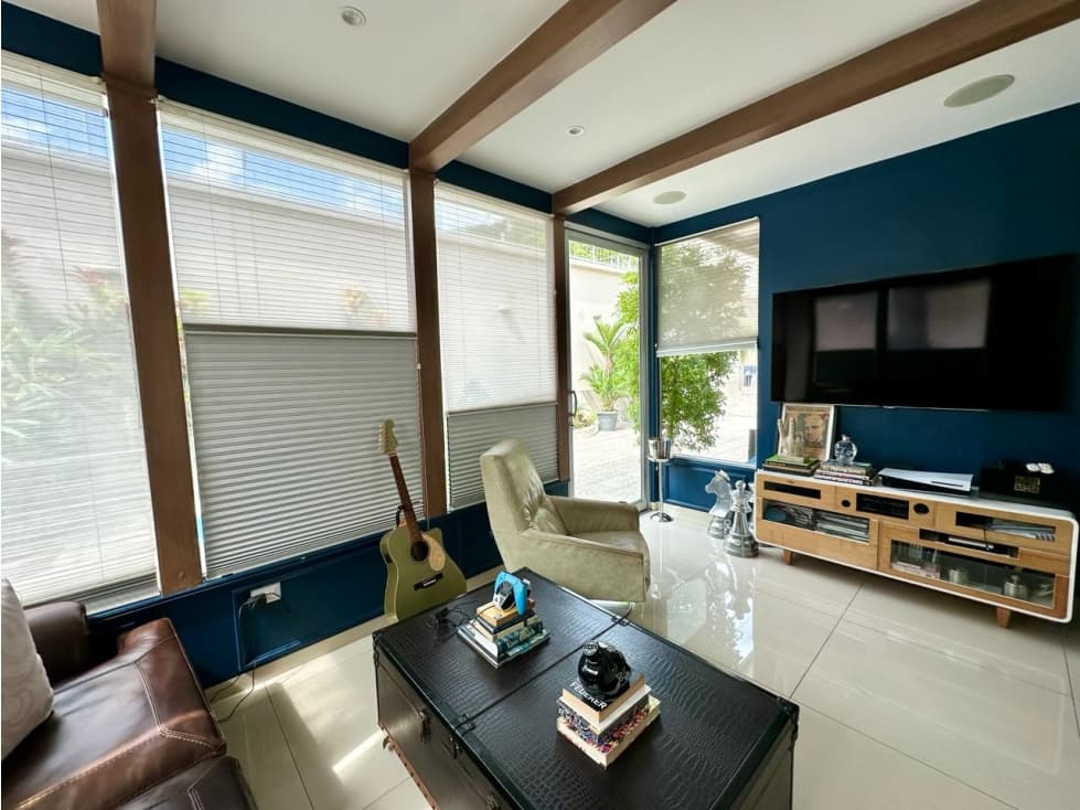 LINDA CASA REMODELADA - CEIBOS — foto 6