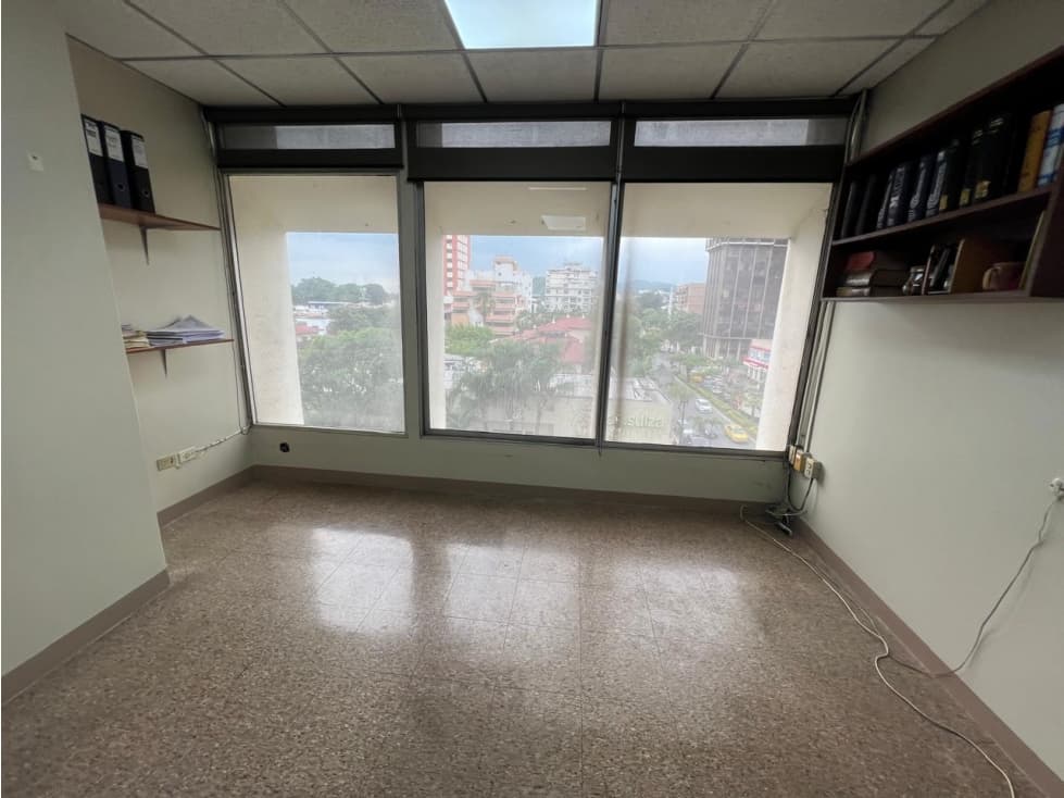 vendo oficina comercial en el centro de Guayaquil — foto 2