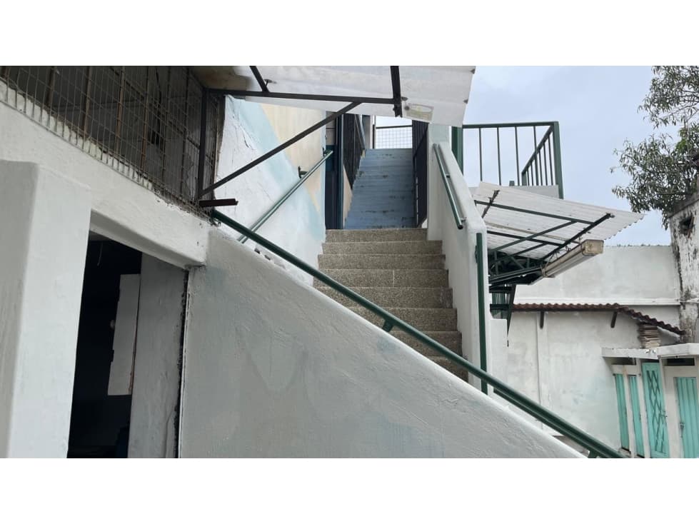 VENTA EDIFICIO SUR DE GUAYAQUIL, COOP LUIS VARGAS TORRES (FRANMO) — foto 5