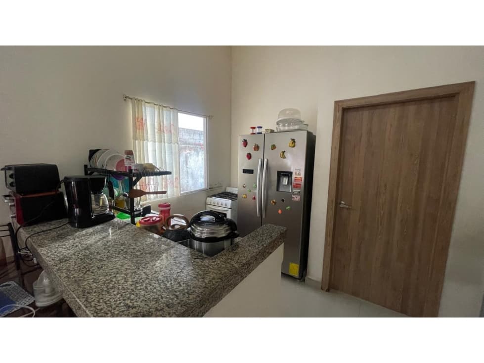VENTA CASA, URBANIZACIÓN LA DELICIA, VÍA A SAMBORONDÓN (FRANMO) — foto 5