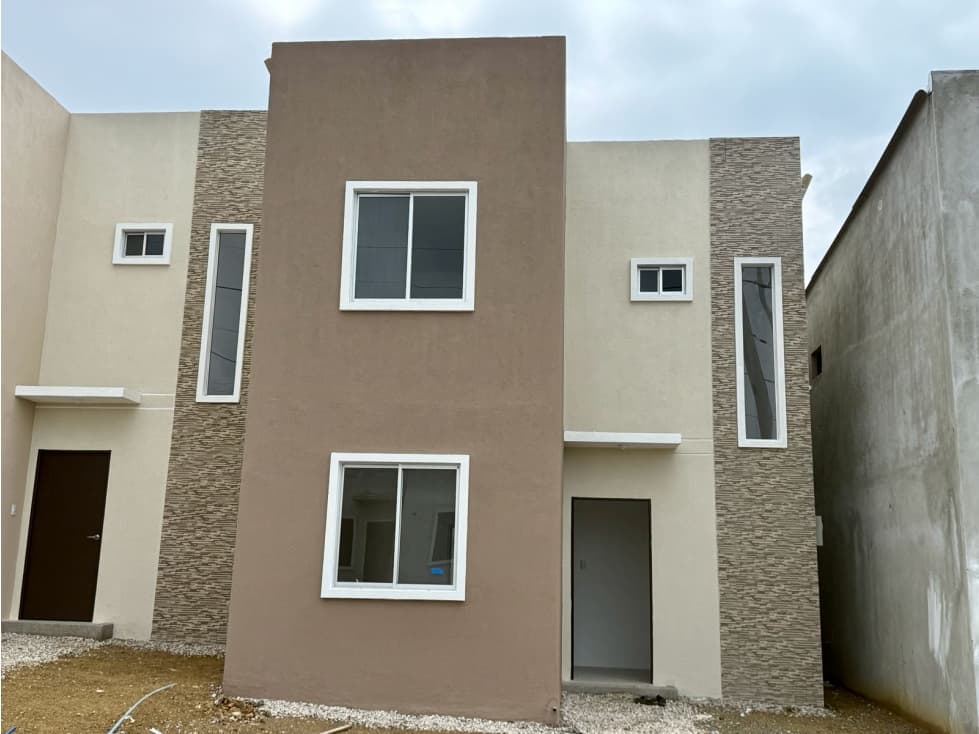SE VENDE CASA EN PROYECTO URB. VIA DI VENTO (MERVEL) — foto 1