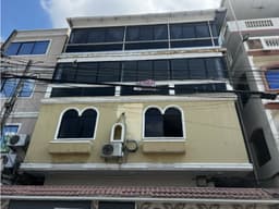EDIFICIO EN VENTA SIMON BOLIVAR JUNTO MALL DEL SOL ( MACRIS)