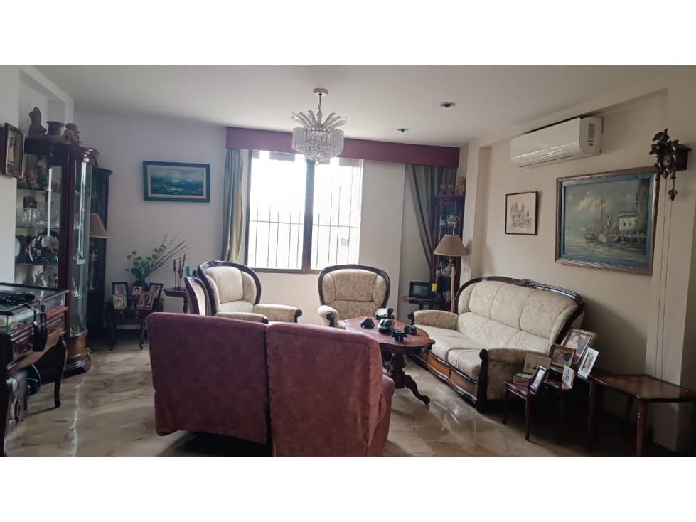 EN VENTA CASA RENTERA CON PISCINA -CDLA ALBATROS-KENNEDY (ALEXCA) — foto 4