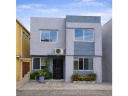 EN VENTA CASA URBANIZACIÓN COMPOSTELA (Jkcal)