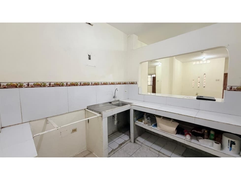 SE VENDE CASA EN EL SUR DE GUAYAQUIL (LILILO) — foto 3