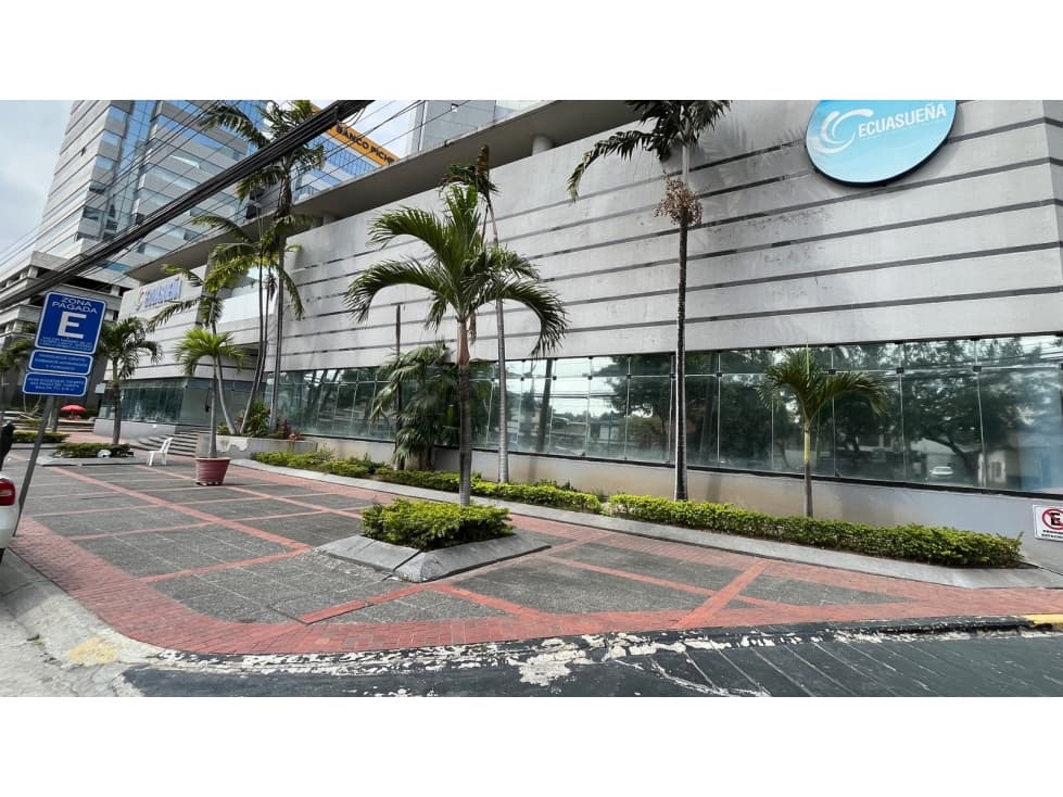 ALQUILER LOCAL COMERCIAL WTC GUAYAQUIL (MONIJ) — foto 2