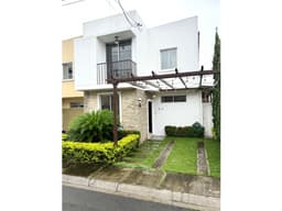 CASA EN VENTA - La Arboletta, Vía Salitre