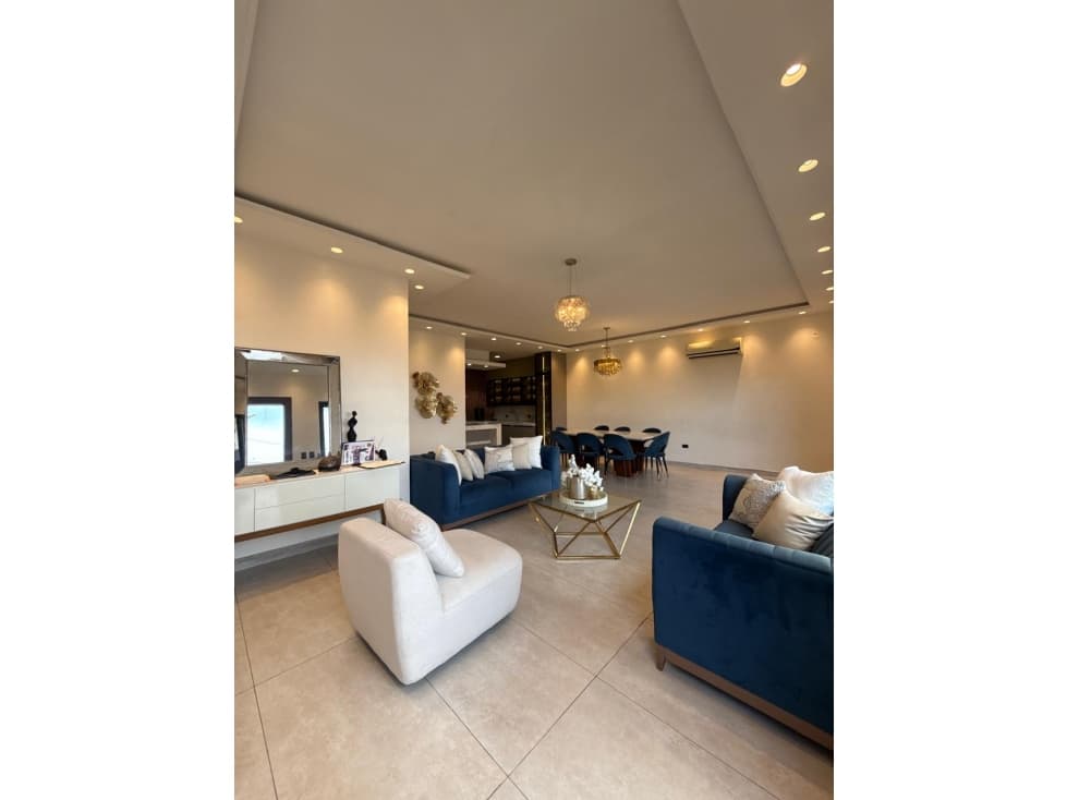CASA EN VENTA | 250 m², Bella Vista, Guayaquil. — foto 3