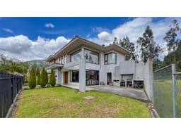 Casa en venta de 4 habitaciones Sector San José de San Joaquín